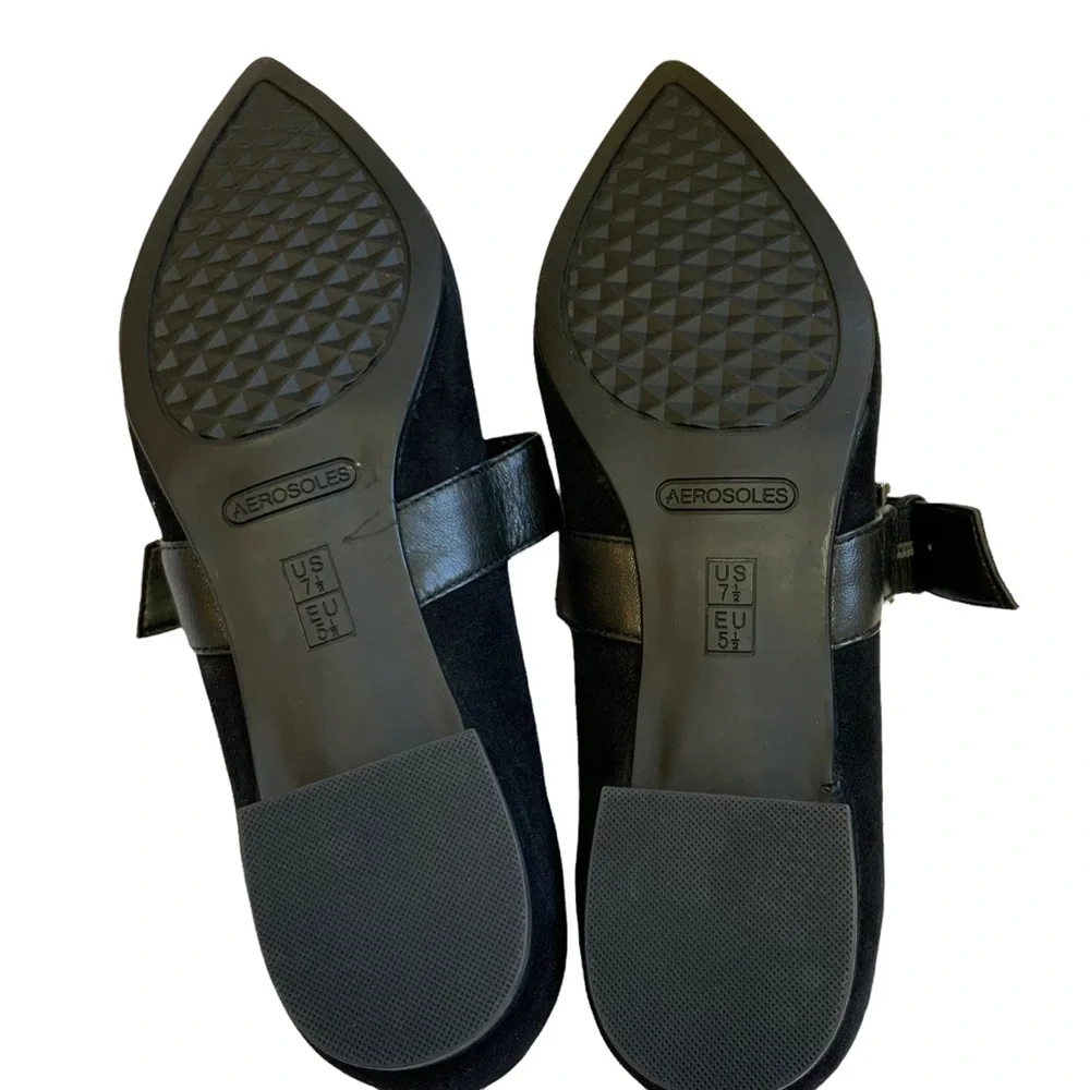 AEROSOLES Black Pointed Flats with Strap - Picture 4 of 10